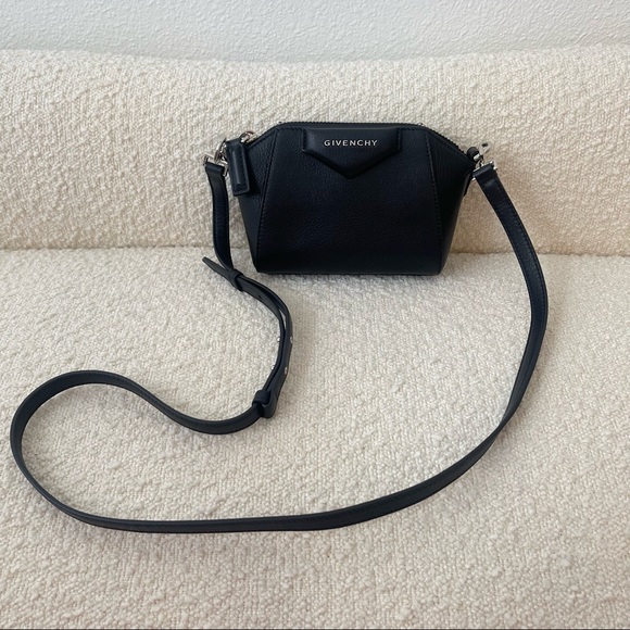Givenchy Antigona Nano leather purse crossbody bag - Picture 5 of 13